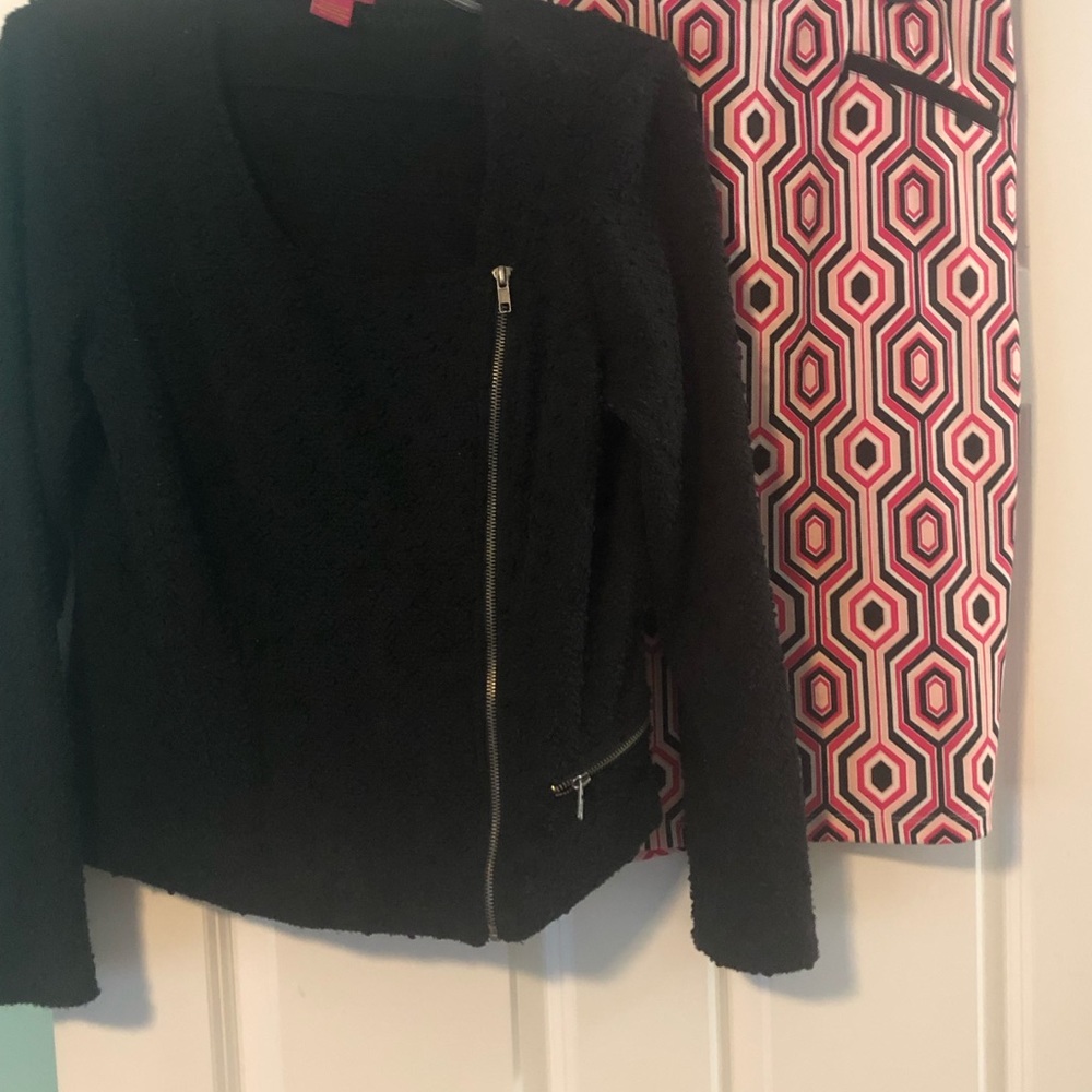 CUTE OUTFIT - Picture 5 of 7